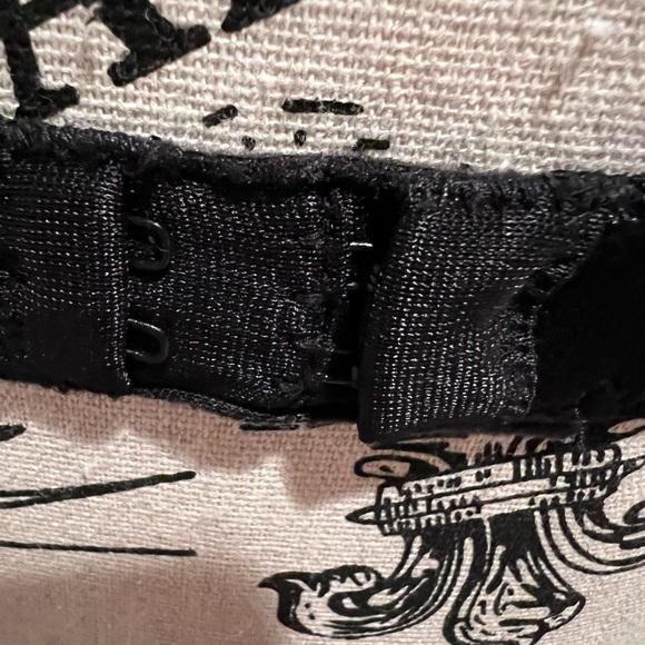 Wonderbra size 34A elegant Black and Red Lace  bra, EUC - Picture 6 of 8